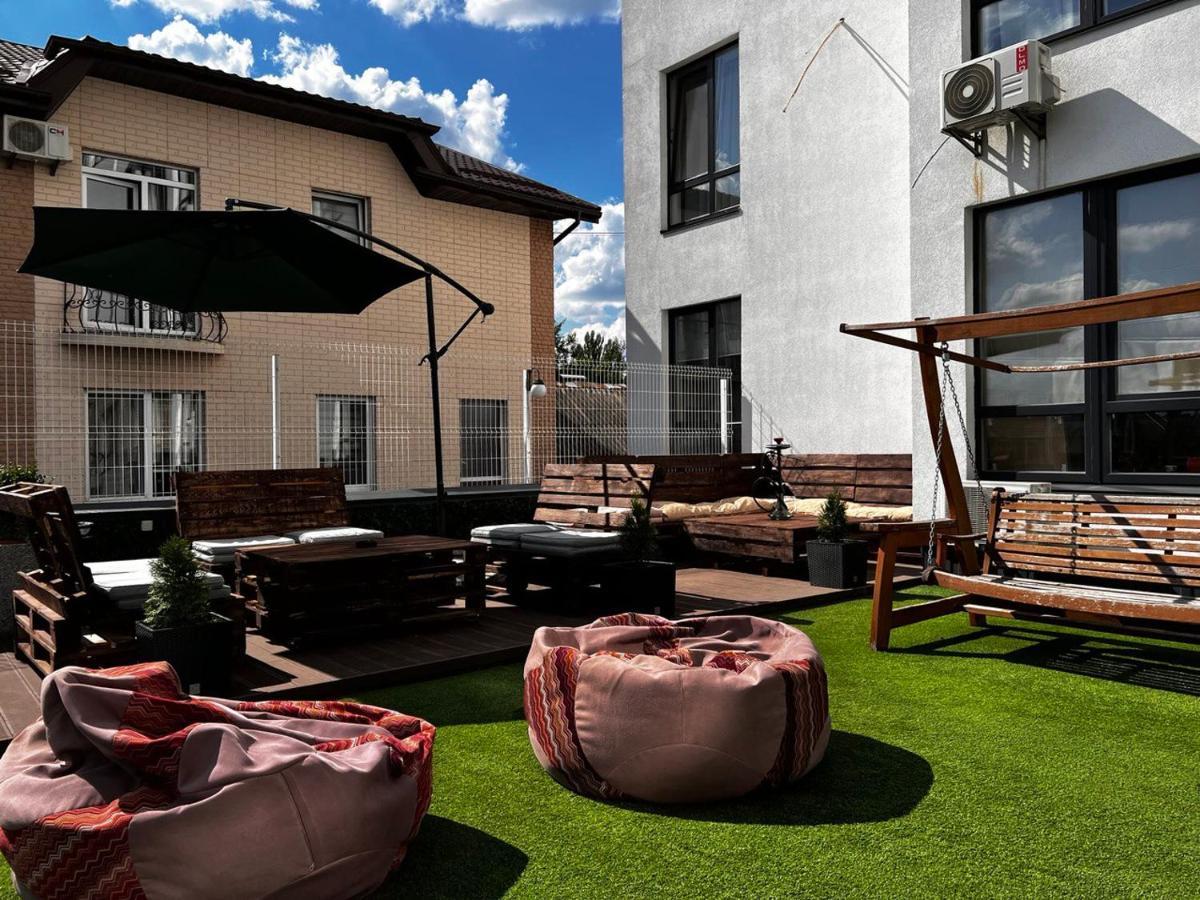 Nyvky Like Home - Studio - Apt 35 Kiew Exterior foto